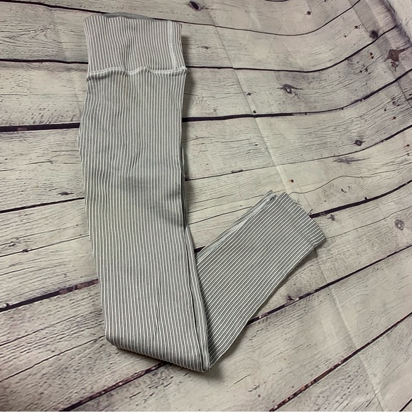 Good American Leggings - Picture 1 of 4